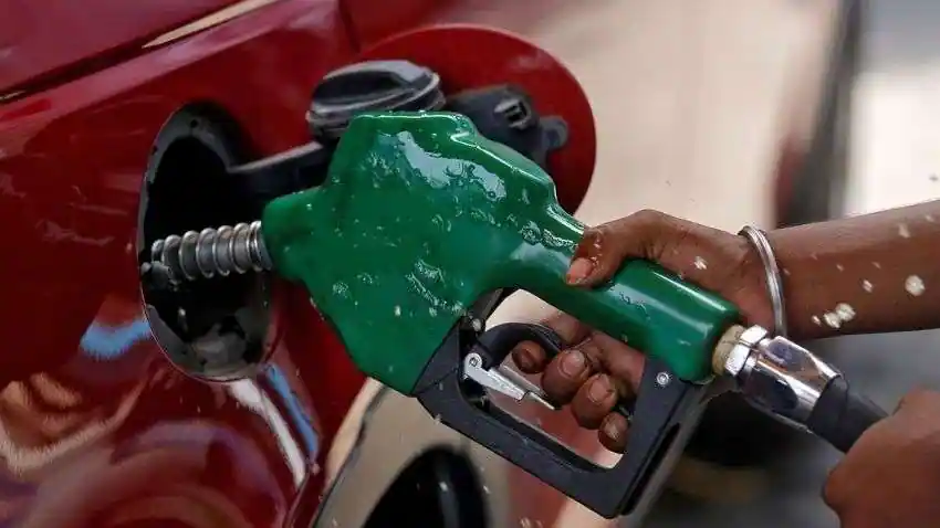 पाकिस्तान ने एक झटके में पेट्रोलियम के 30 रुपये दाम क्‍यों बढ़ाए? 