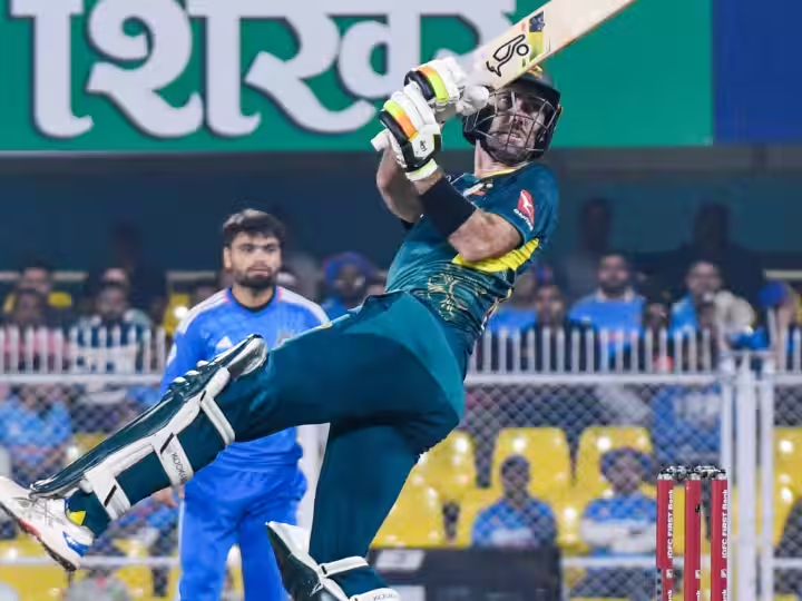 IND vs AUS: मैक्सवेल ने ऑस्ट्रेलिया को जिताई हारी हुई बाजी, 5 विकेट से जीता तीसरा टी20; अंतिम ओवर में डिफेंड नहीं हुए 21 रन