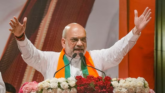 'पाकिस्तान के परमाणु बम से डरें ममता दीदी, हम लेकर रहेंगे PoK', बंगाल से अमित शाह ने भरी हुंकार